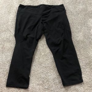 Old Navy go dry active leggings